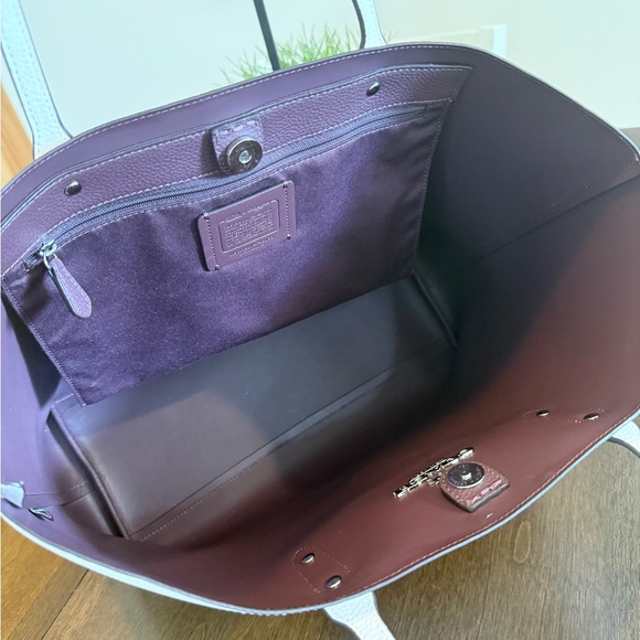 Coach Star Wars X Town Tote - Picture 6 of 12